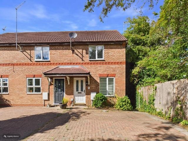 2 bedroom end of terrace house for sale