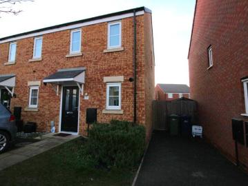 2 bedroom end of terrace house for sale