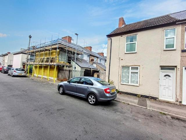 2 bedroom end of terrace house for sale