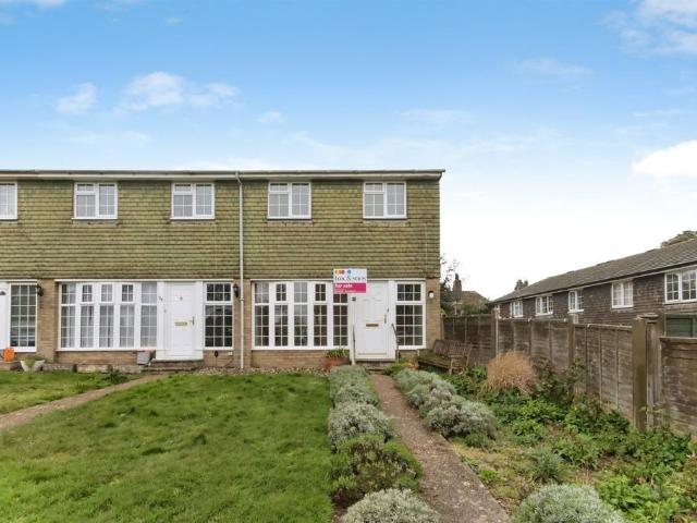 2 bedroom end of terrace house for sale