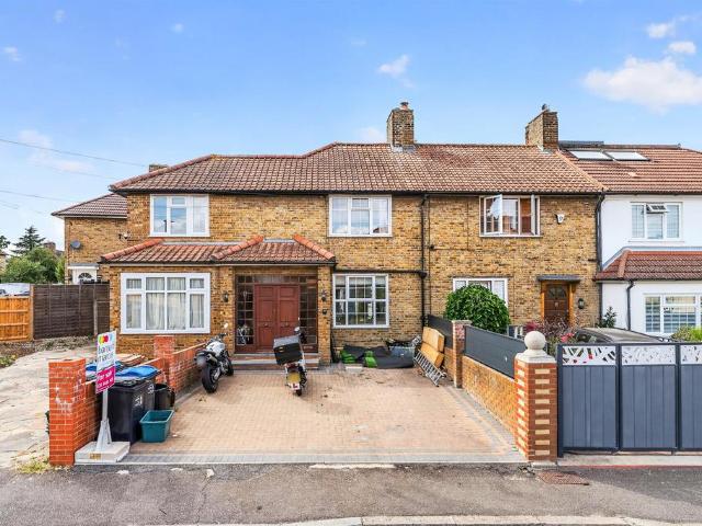 2 bedroom end of terrace house for sale
