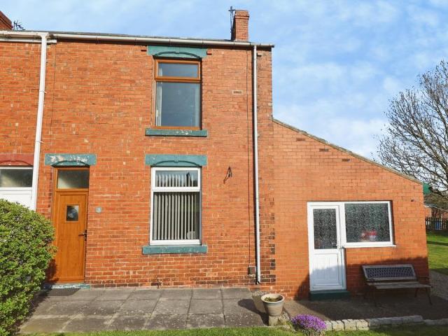 2 bedroom end of terrace house for sale
