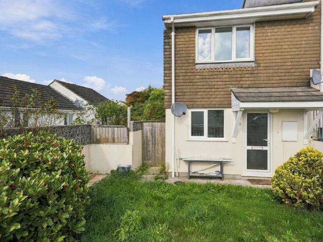 2 bedroom end of terrace house for sale
