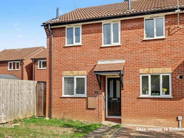 2 bedroom end of terrace house for sale