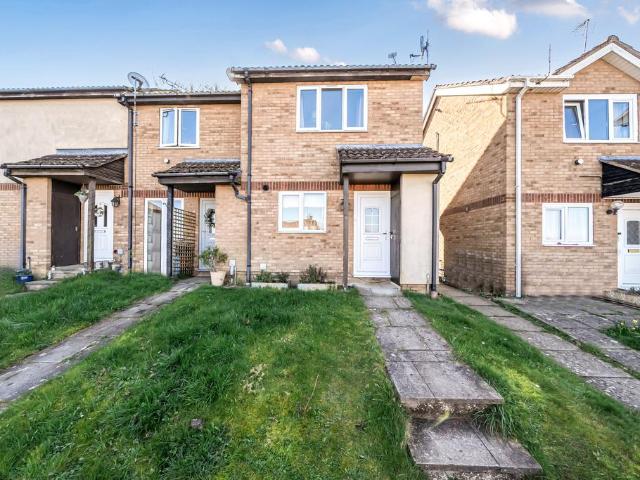 2 bedroom end of terrace house for sale