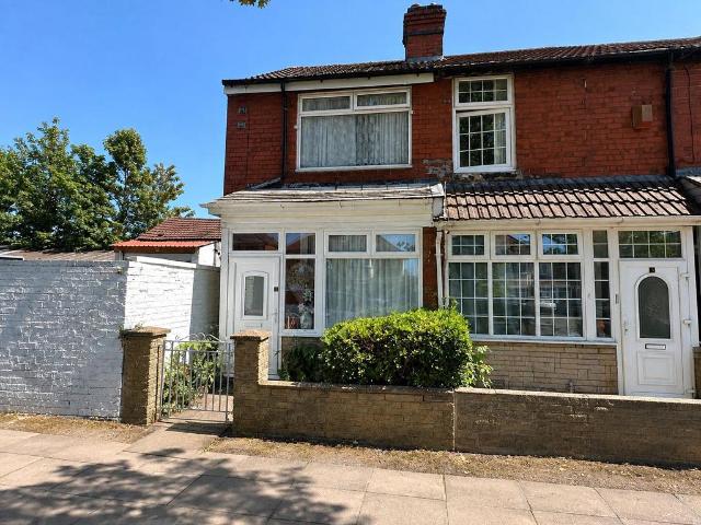 2 bedroom end of terrace house for sale