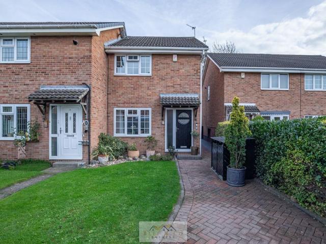 2 bedroom end of terrace house for sale