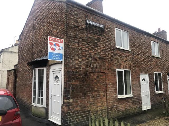 2 bedroom end of terrace house for sale