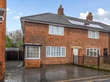 2 bedroom end of terrace house for sale