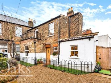 2 bedroom end of terrace house for sale