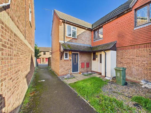 2 bedroom end of terrace house for sale