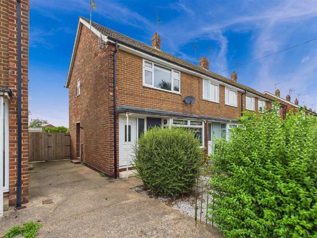 2 bedroom end of terrace house for sale
