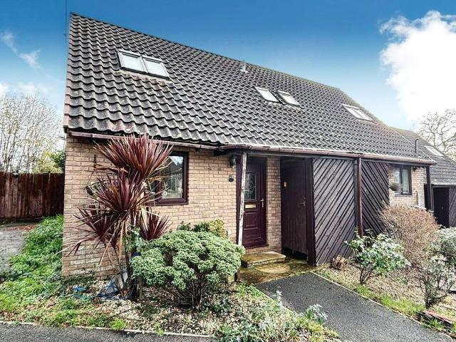 2 bedroom end of terrace house for sale