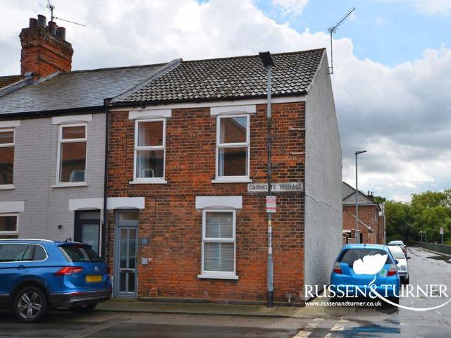 2 bedroom end of terrace house for sale