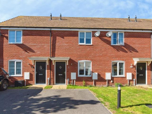 2 bedroom end of terrace house for sale