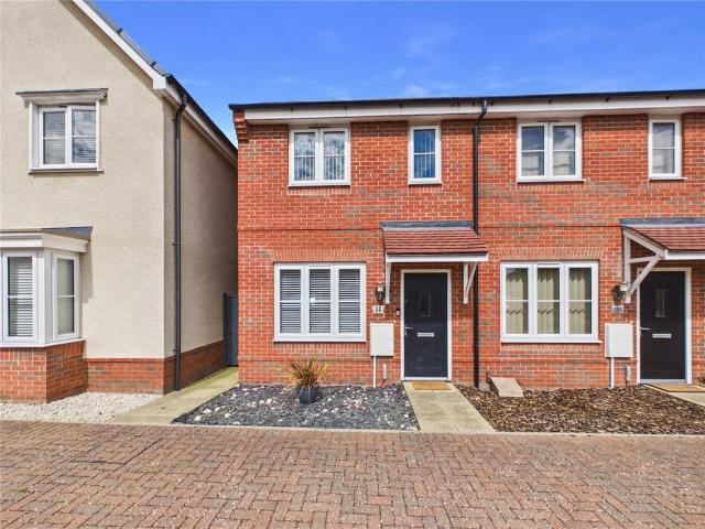2 bedroom end of terrace house for sale