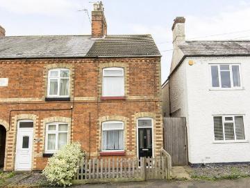 2 bedroom end of terrace house for sale