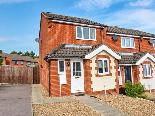 2 bedroom end of terrace house for sale