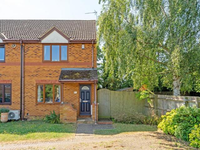 2 bedroom end of terrace house for sale