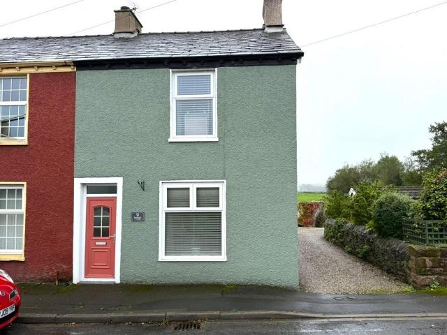 2 bedroom end of terrace house for sale
