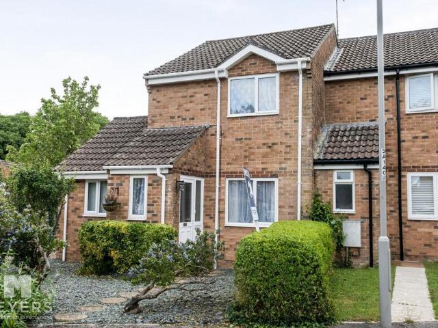 2 bedroom end of terrace house for sale