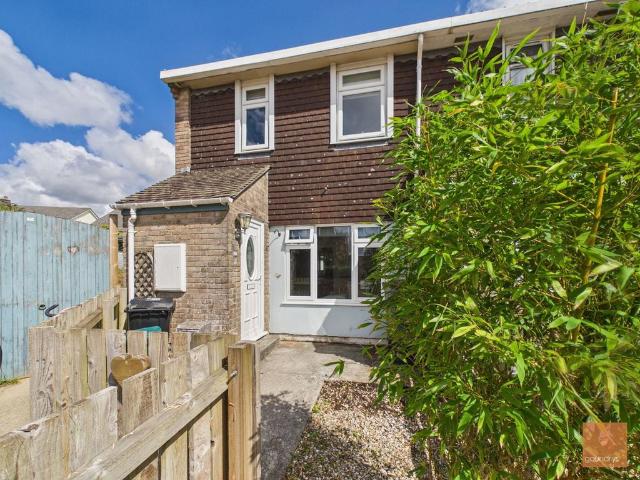 2 bedroom end of terrace house for sale