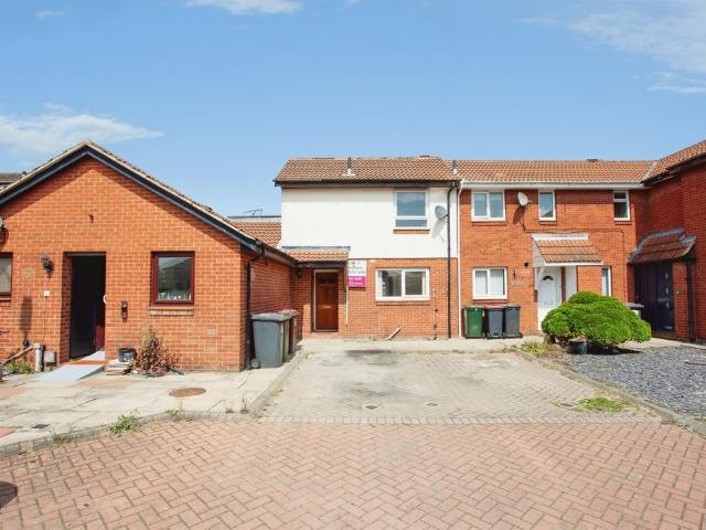 2 bedroom end of terrace house for sale