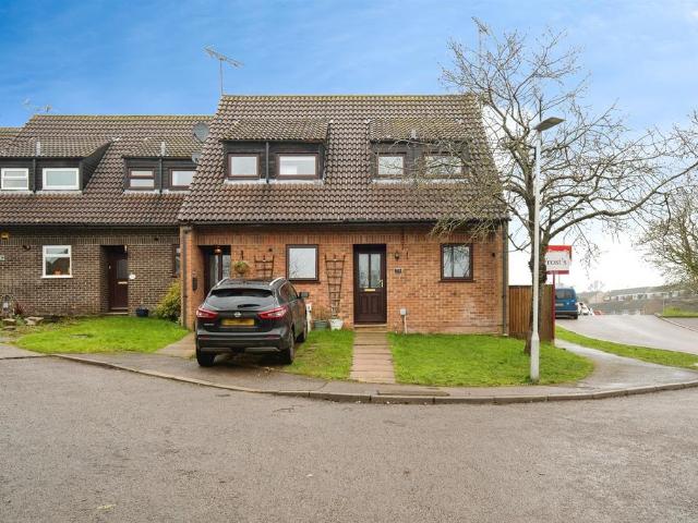 2 bedroom end of terrace house for sale