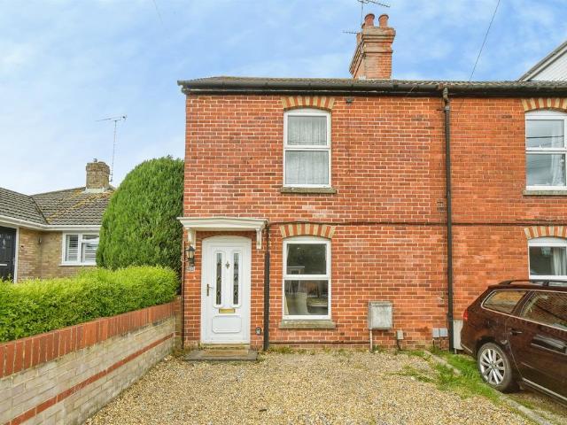 2 bedroom end of terrace house for sale