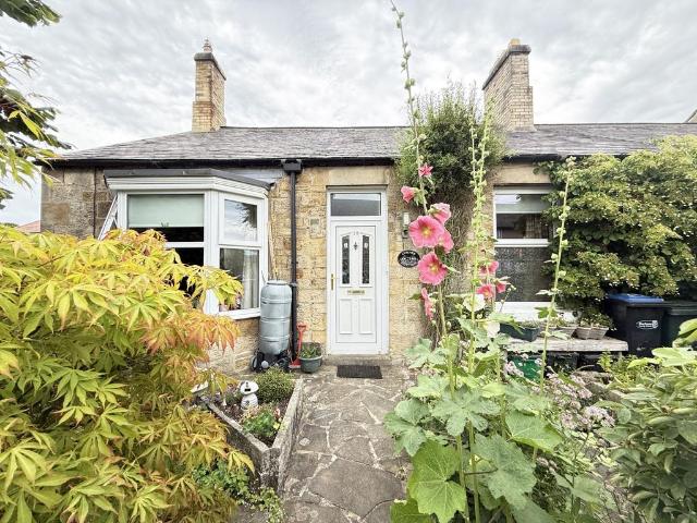 2 bedroom bungalow for sale