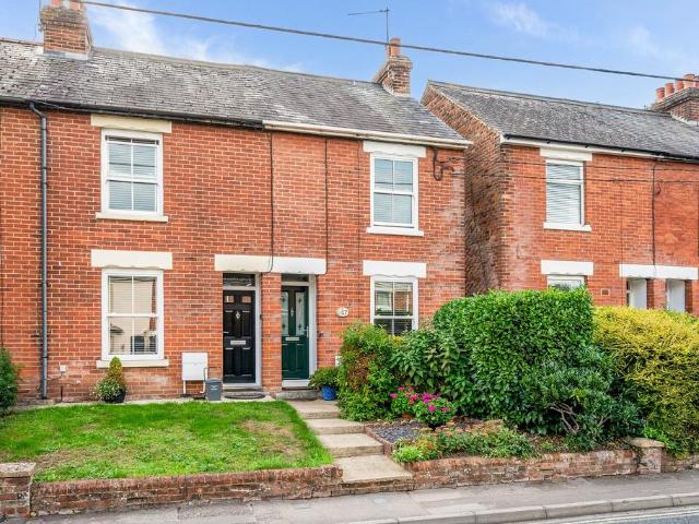2 bedroom end of terrace house for sale
