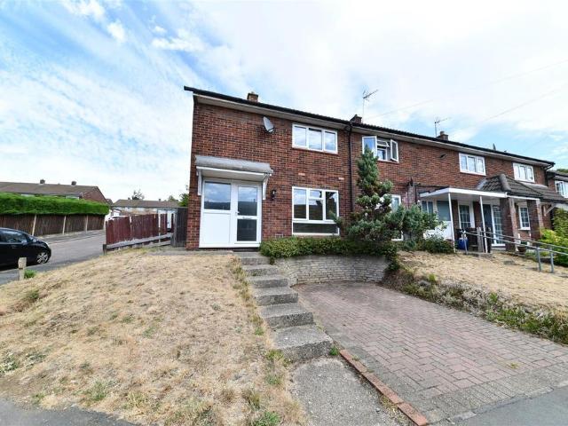 2 bedroom end of terrace house for sale