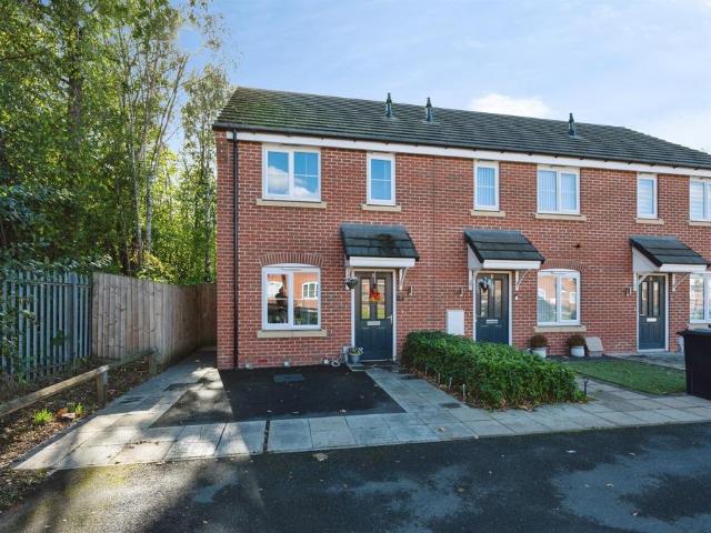 2 bedroom end of terrace house for sale