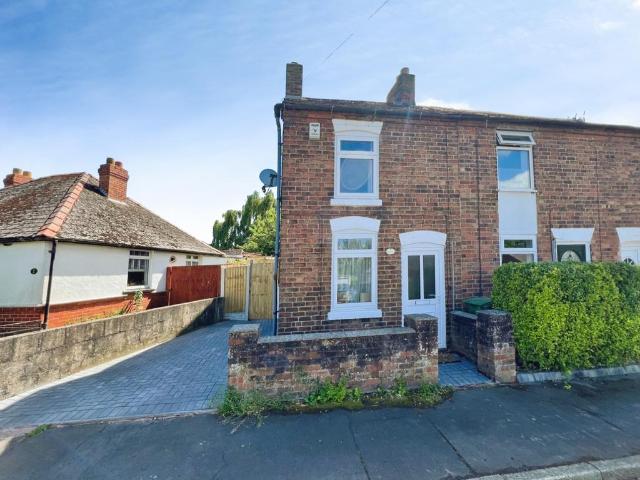 2 bedroom end of terrace house for sale