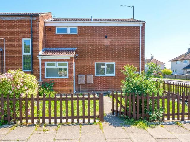 2 bedroom end of terrace house for sale