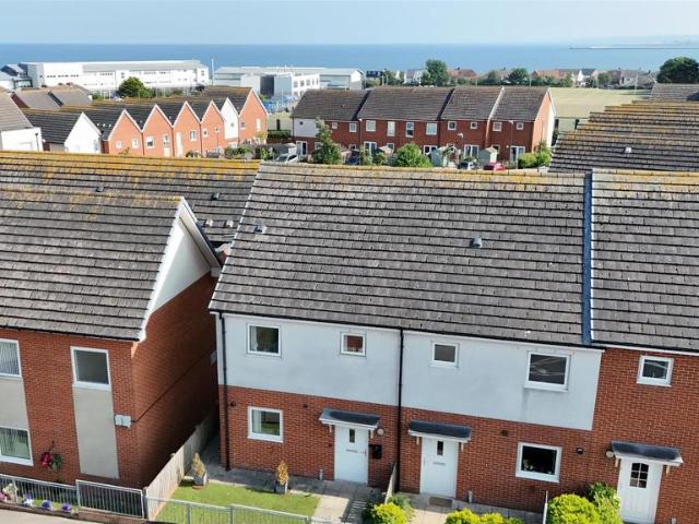 2 bedroom end of terrace house for sale