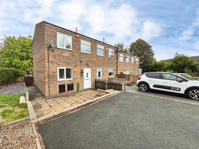 2 bedroom end of terrace house for sale