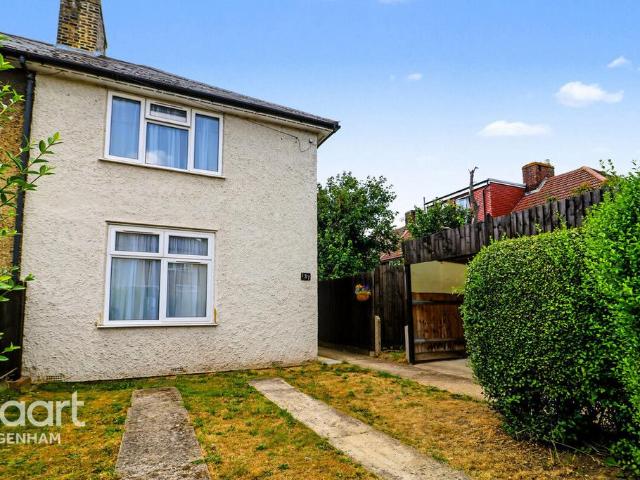 2 bedroom end of terrace house for sale