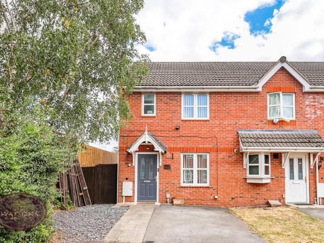 2 bedroom end of terrace house for sale