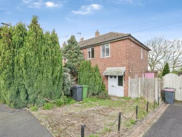 2 bedroom end of terrace house for sale