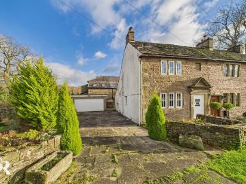 2 bedroom end of terrace house for sale
