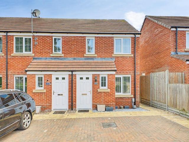 2 bedroom end of terrace house for sale