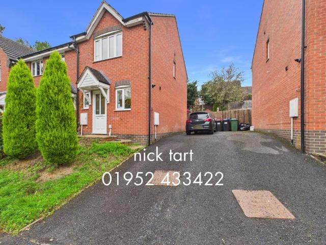 2 bedroom end of terrace house for sale
