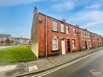 2 bedroom end of terrace house for sale