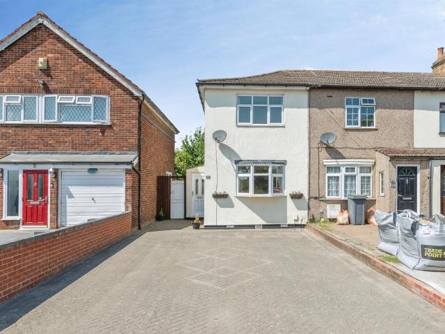 2 bedroom end of terrace house for sale