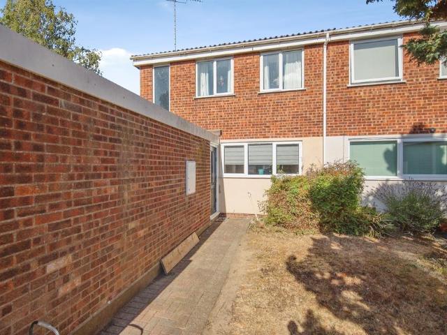 2 bedroom end of terrace house for sale