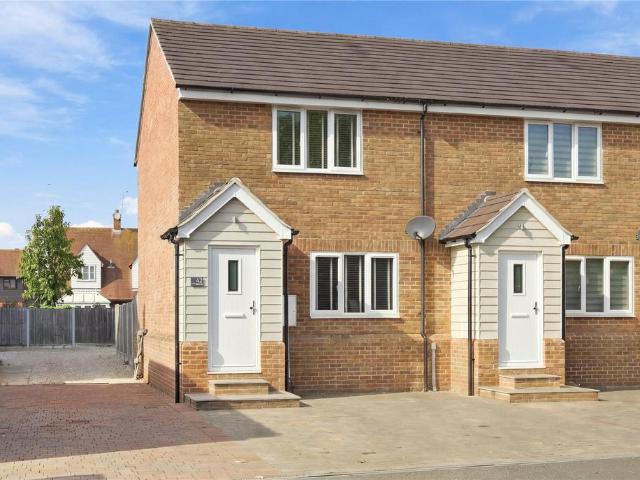 2 bedroom end of terrace house for sale