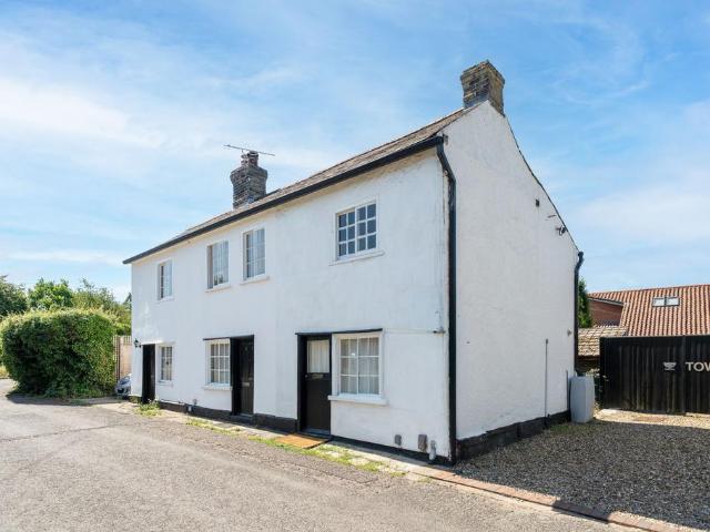 2 bedroom end of terrace house for sale