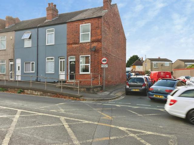 2 bedroom end of terrace house for sale