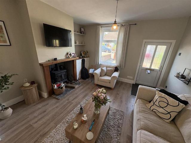 2 bedroom end of terrace house for sale